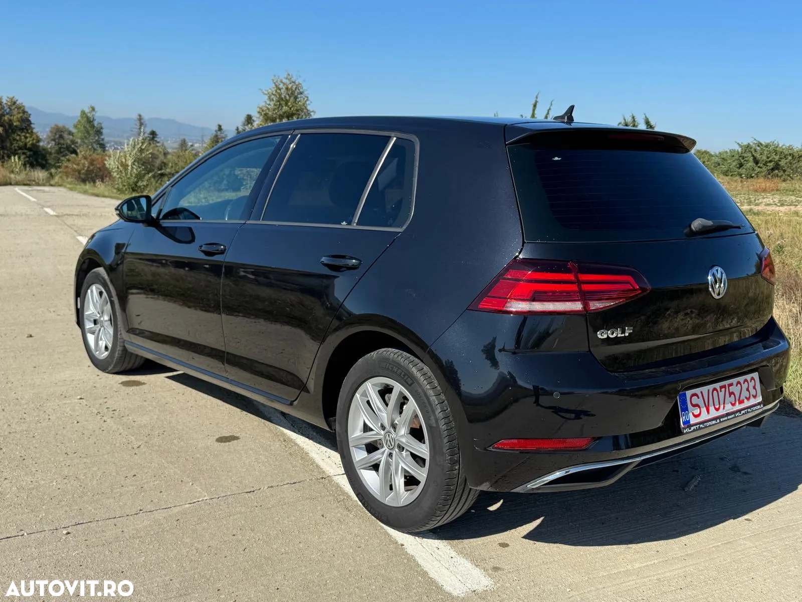 Volkswagen Golf 1.6 TDI DSG Comfortline - 7