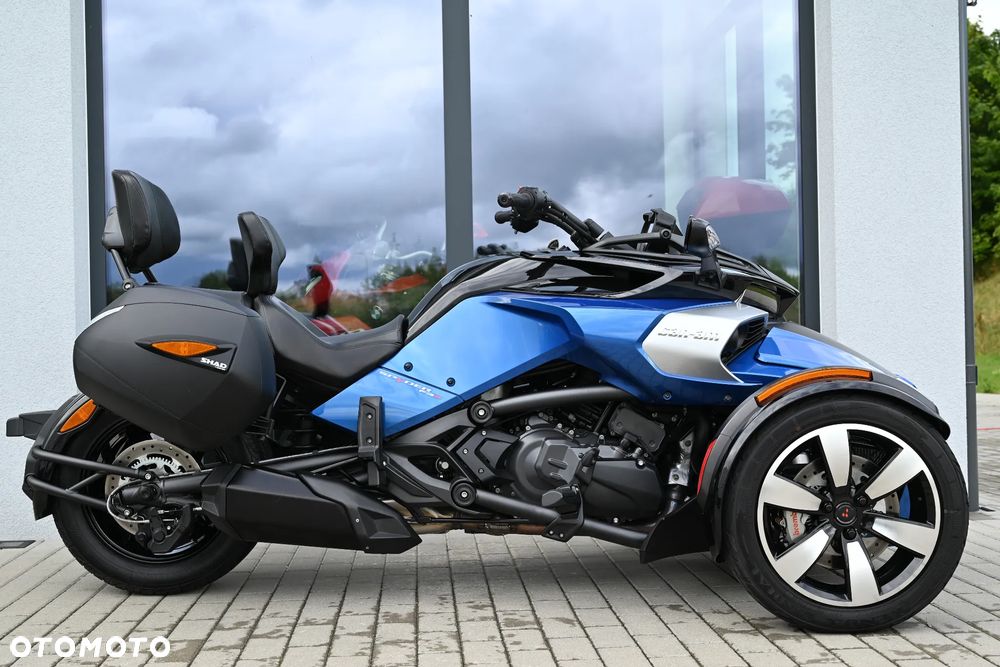 Can-Am Spyder - 4