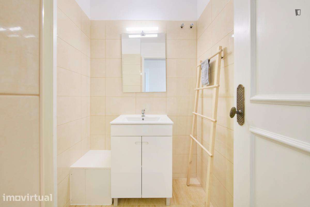 Quarto - localizado em Picoas Lisbon - Grande imagem: 5/60