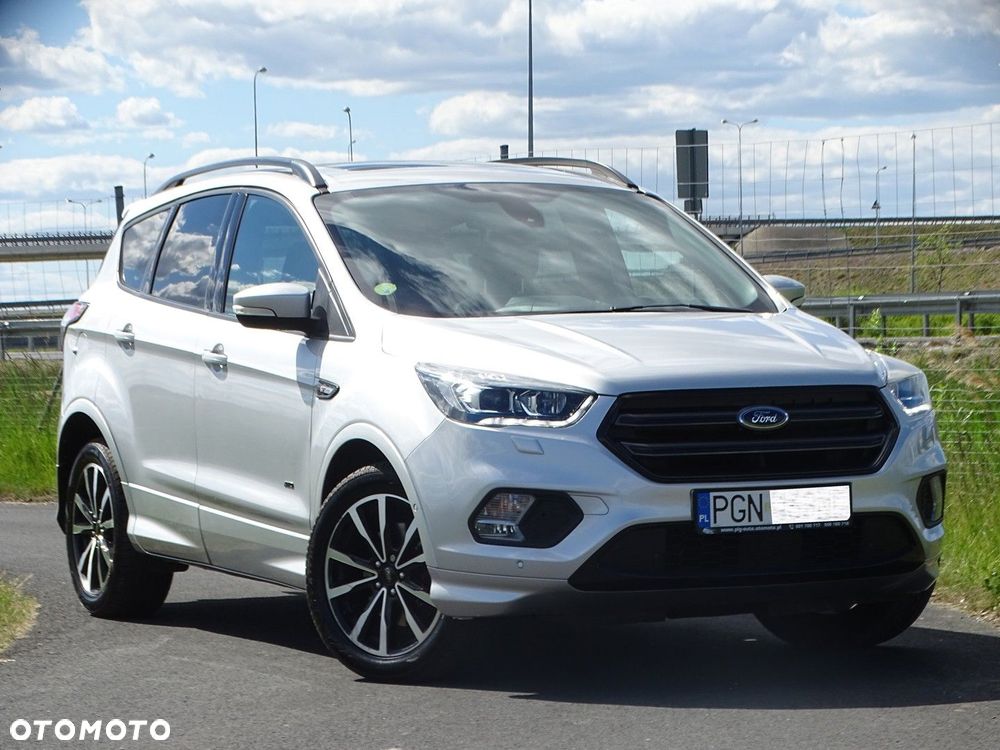 Ford Kuga - 13