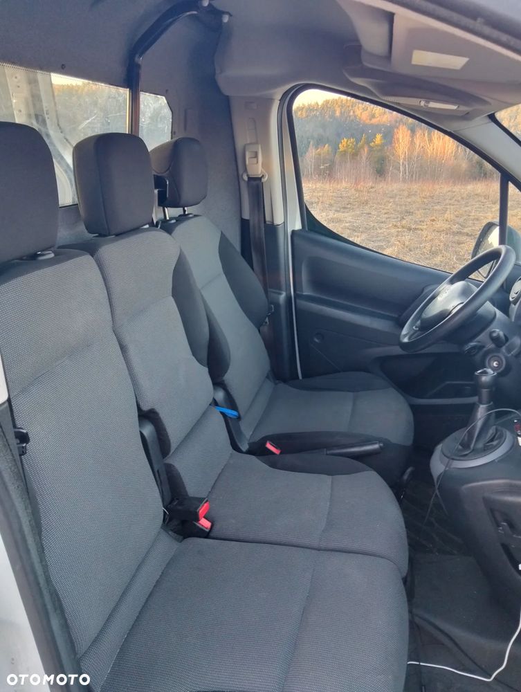 Peugeot Partner Dangel - 7