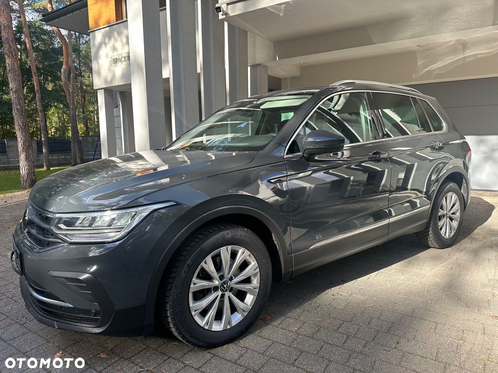 Volkswagen Tiguan ver-2-0-tdi-elegance-dsg - 12