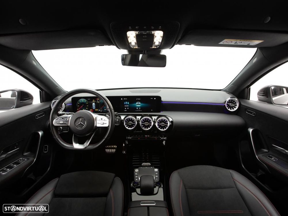 Mercedes-Benz A 250 e AMG Line - 7