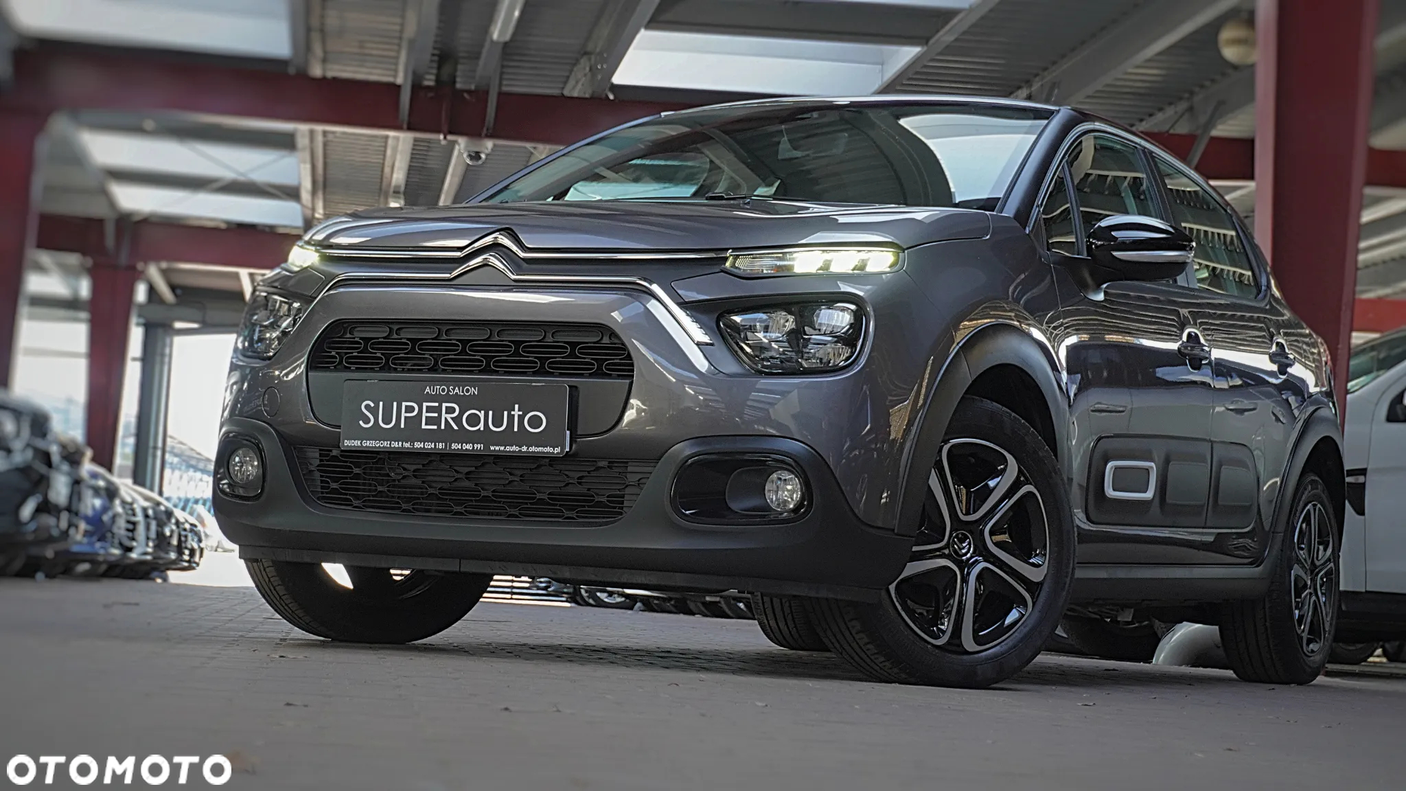Citroën C3 1.2 PureTech Shine EAT6 - 6
