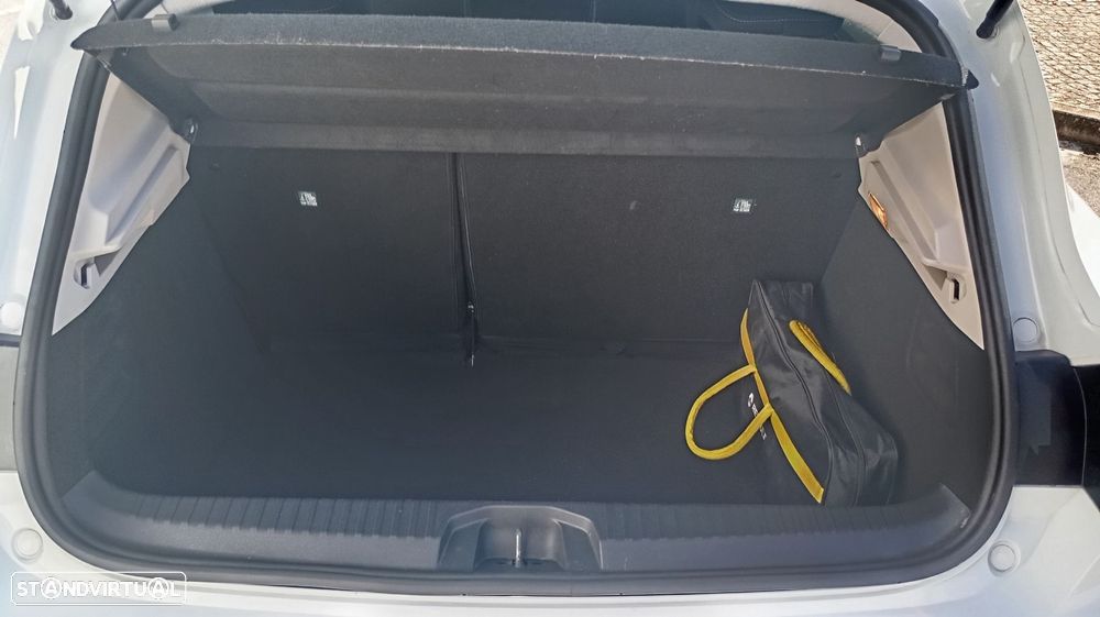 Renault Clio 1.0 TCe Limited Bi-Fuel - 32