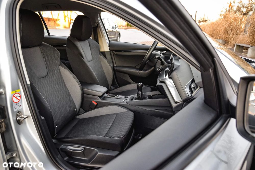 Skoda Octavia 1.5 TSI ACT Ambition - 29