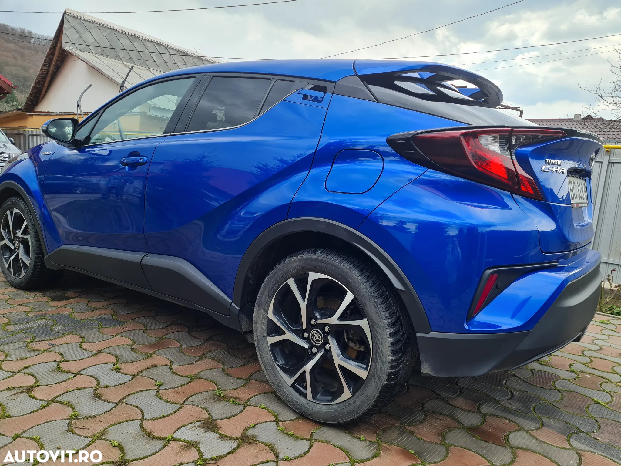 Toyota C-HR 1.8 HSD 122 CP 4x2 CVT C-ult Style - 12