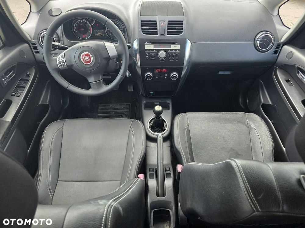 Fiat Sedici - 13