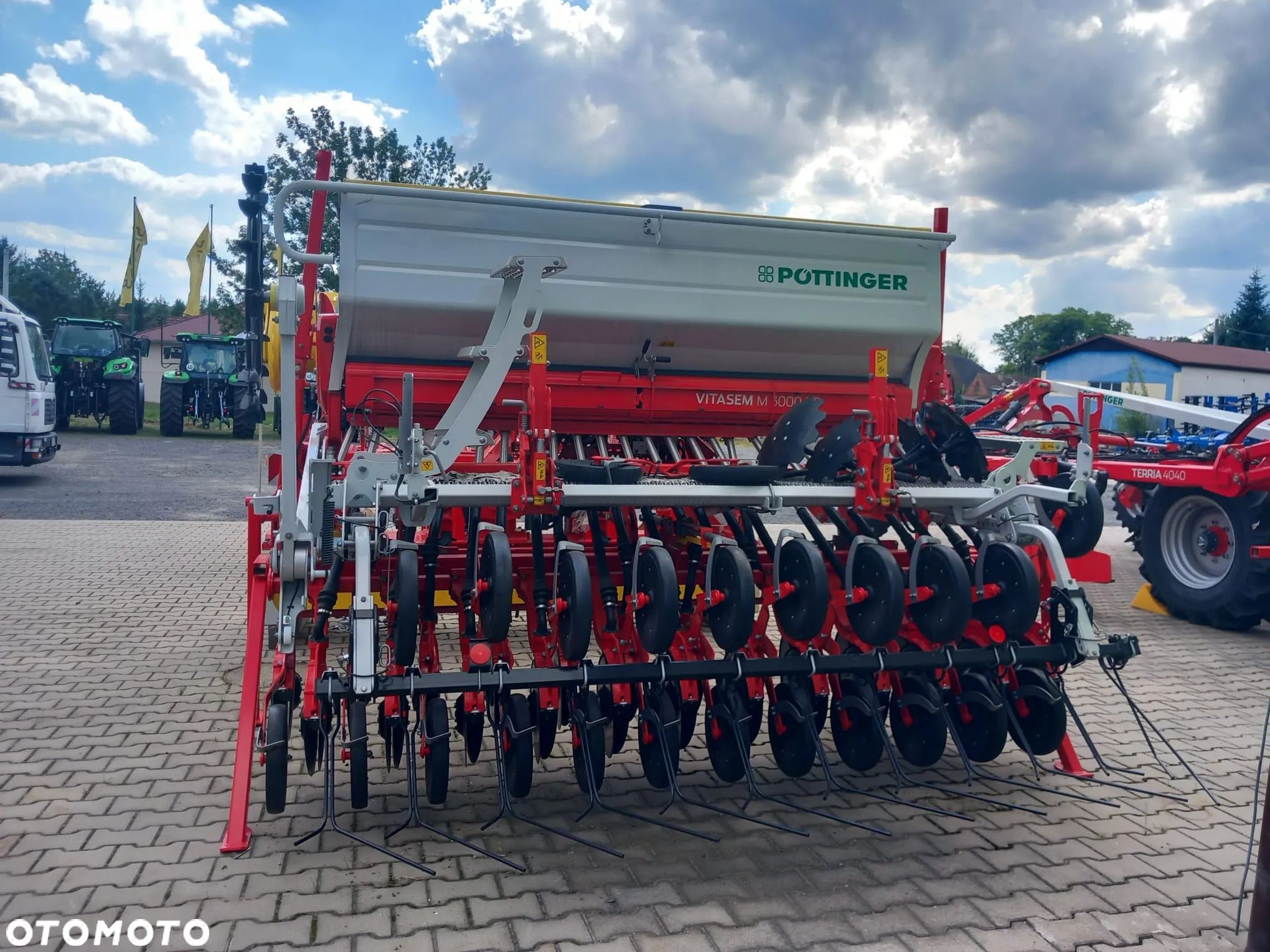 Pottinger VITASEM M 3000 DD + Lion 3030 - 1
