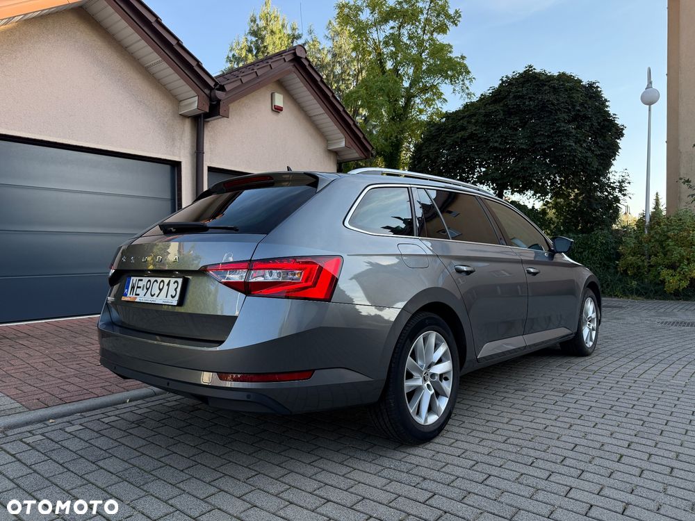 Skoda Superb 1.5 TSI Ambition DSG - 5