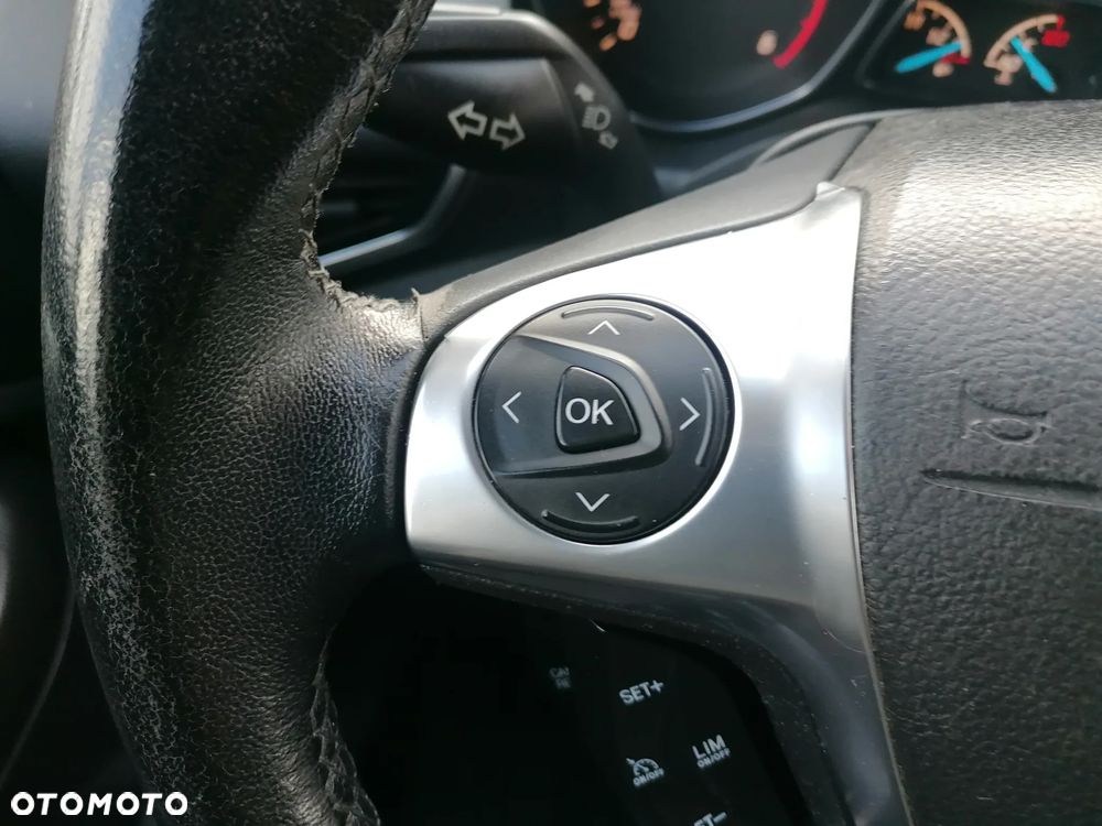 Ford Kuga 2.0 TDCi Titanium - 17