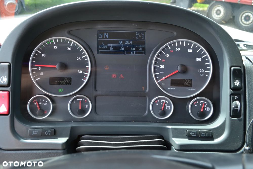 MAN TGM 2013 r 279000 km SPECJALNY SZAMBIARKA NOWA BECZKA 20 m³ TRZECIA OŚ SKRĘTNA KLIMATYZACJA - 26