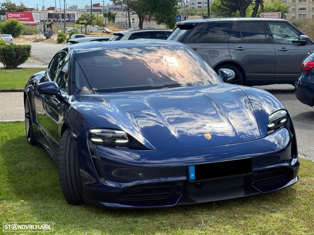 Porsche Taycan - 34