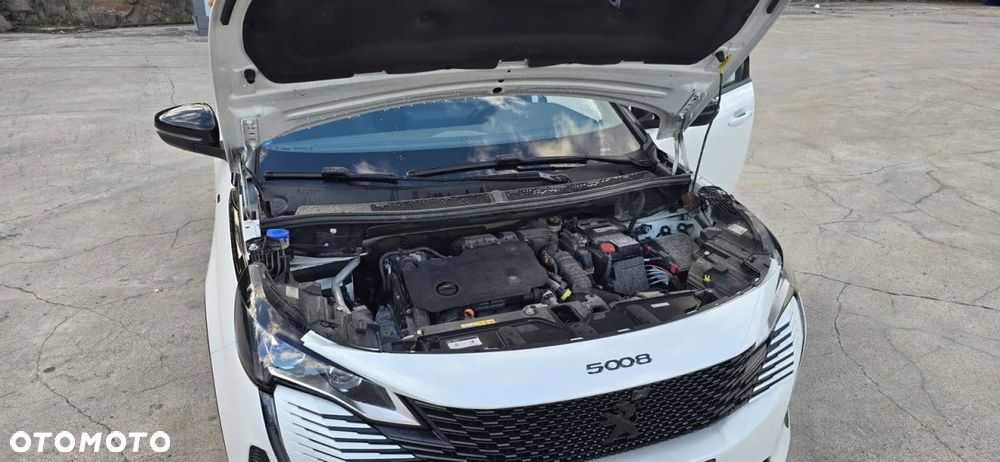 Peugeot 5008 BlueHDi 130 EAT8 GT - 10