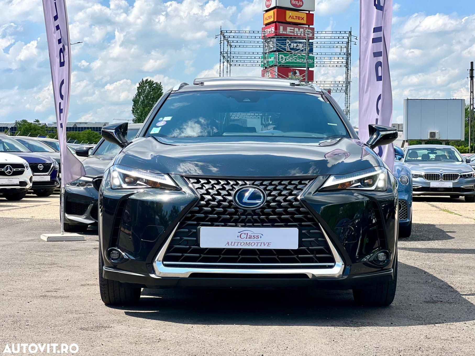 Lexus UX 250h 2.0L HEV 20H- (178 HP) 4X2 CVT Executive - 3