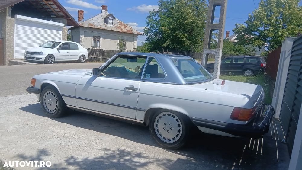 Mercedes-Benz SL - 1