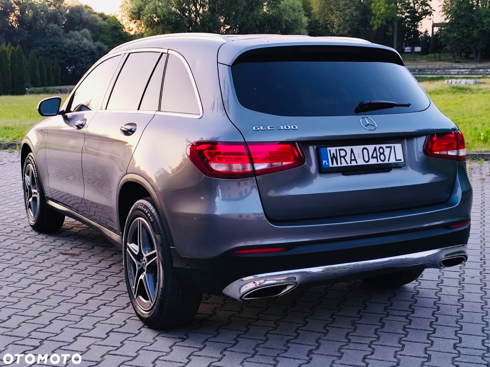 Mercedes-Benz GLC - 10