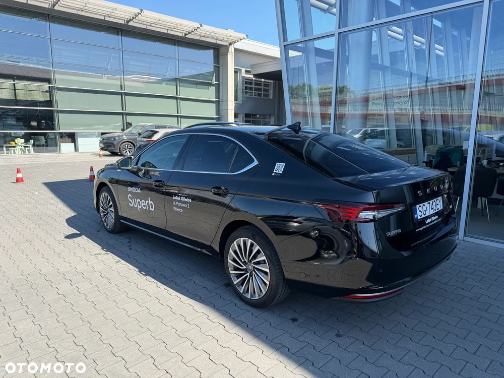 Skoda Superb 2.0 TDI SCR 4x4 L&K DSG - 3