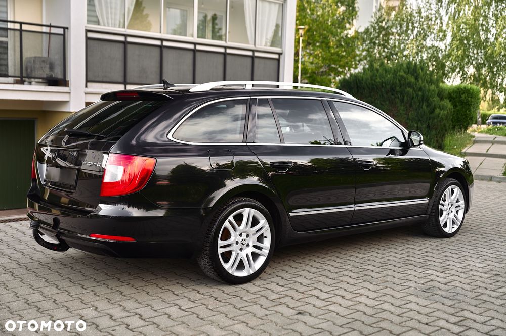 Skoda Superb 2.0 TDI DSG Exclusive - 13