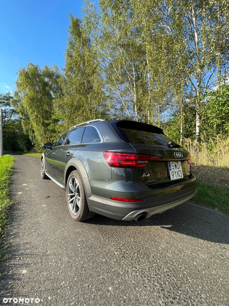 Audi A4 Allroad quattro 2.0 TFSI S tronic - 12
