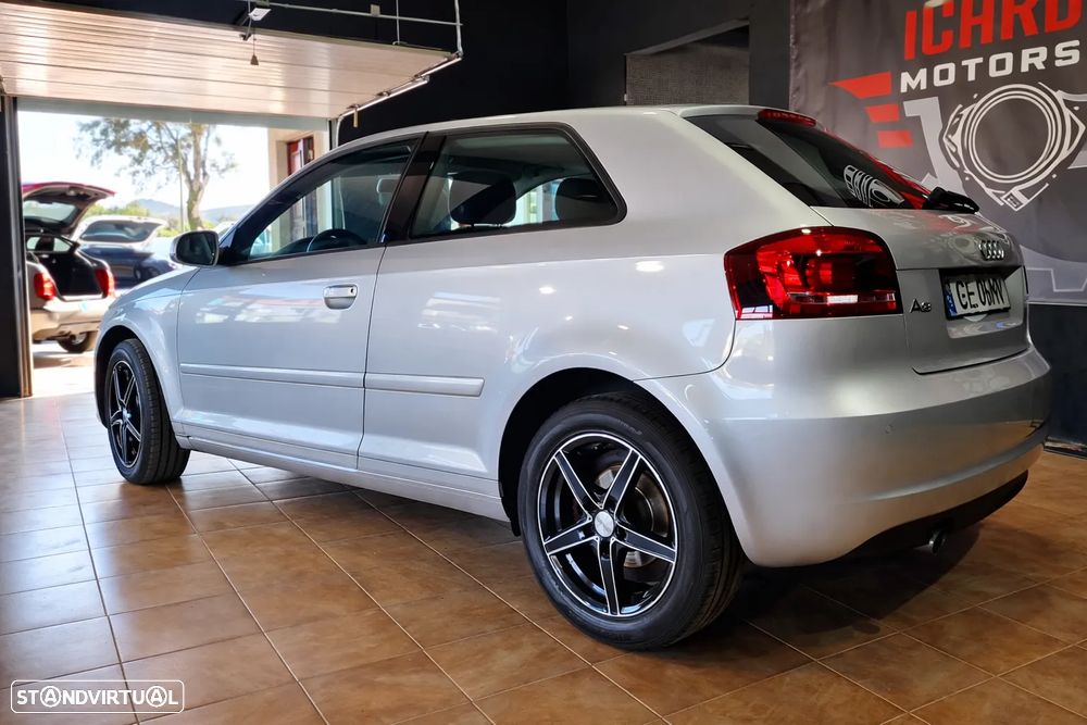 Audi A3 1.6 TDI Sport - 5