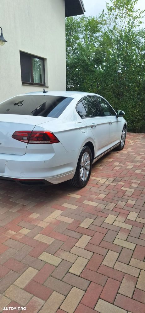 Volkswagen Passat 1.5 TSI ACT DSG Advance - 6