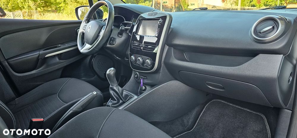 Renault Clio 1.2 16V 75 LIMITED - 30