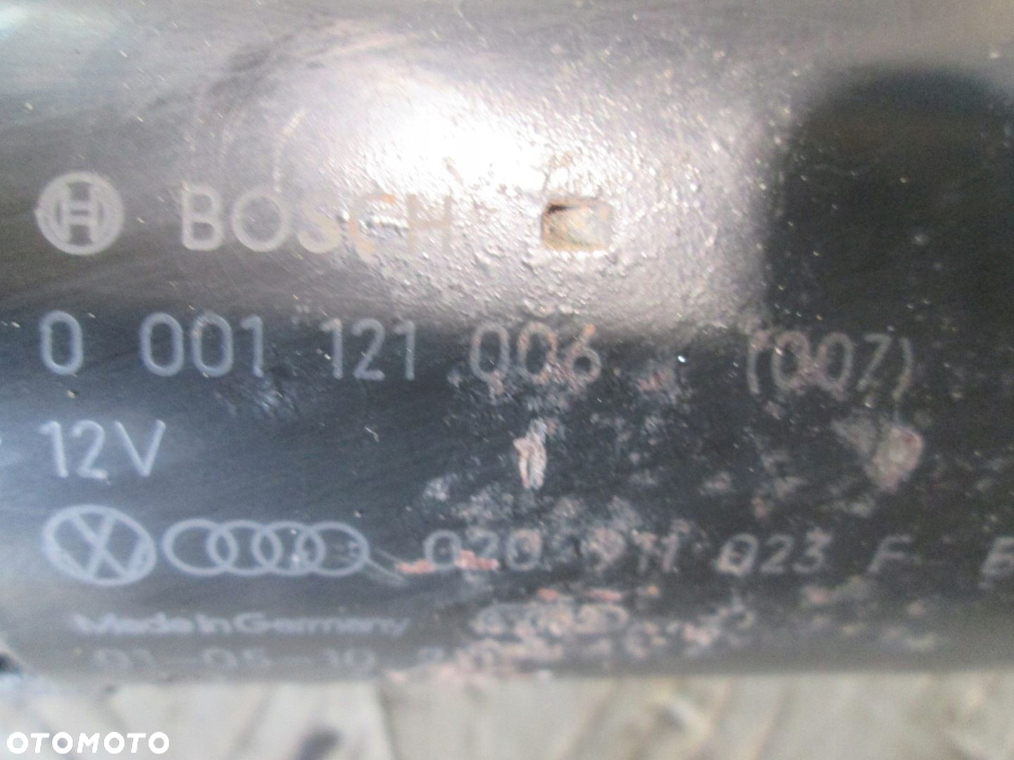 Volkswagen Golf IV rozrusznik 020911023F 001121006 - 4