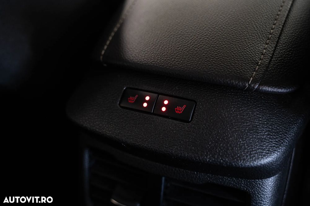 Ford Mondeo 2.0 TDCi Powershift - 31
