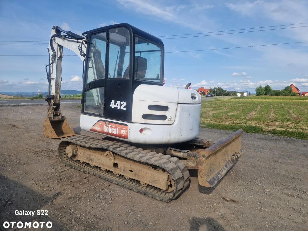 Bobcat 442B - 4