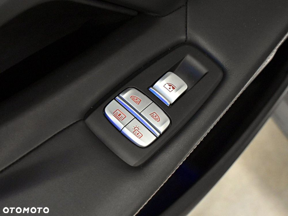 BMW Seria 7 - 19