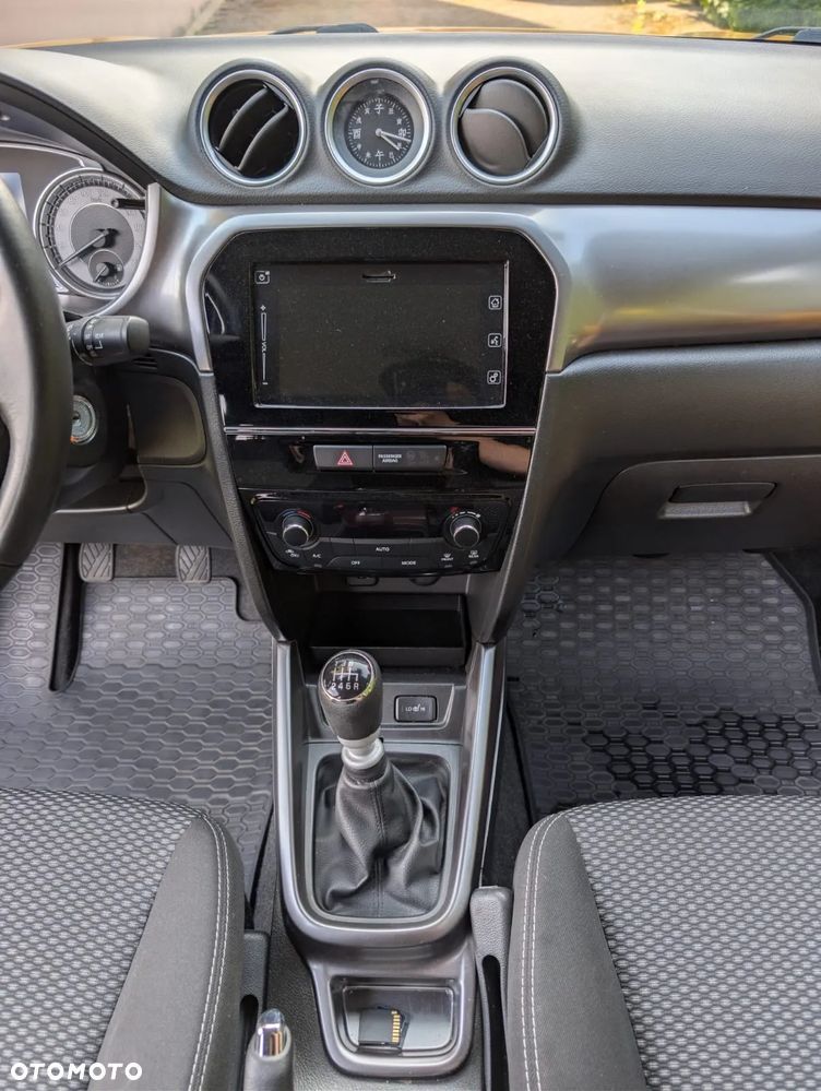 Suzuki Vitara 1.4 Boosterjet SHVS Premium 2WD - 22