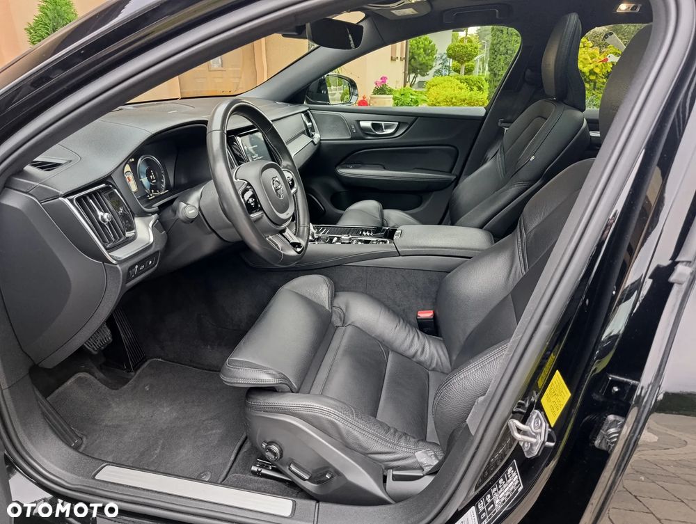 Volvo V60 T8 AWD Twin Engine Geartronic Inscription - 13