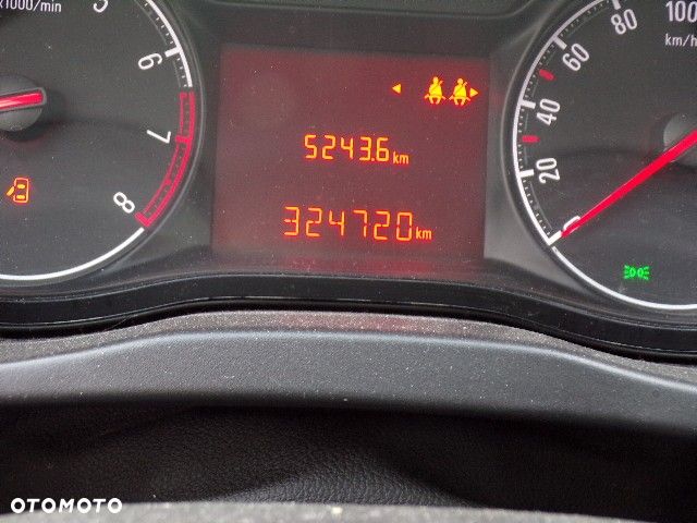 Części - Opel Corsa E 1.4 Twinport 75 KM 5D 16R - 7