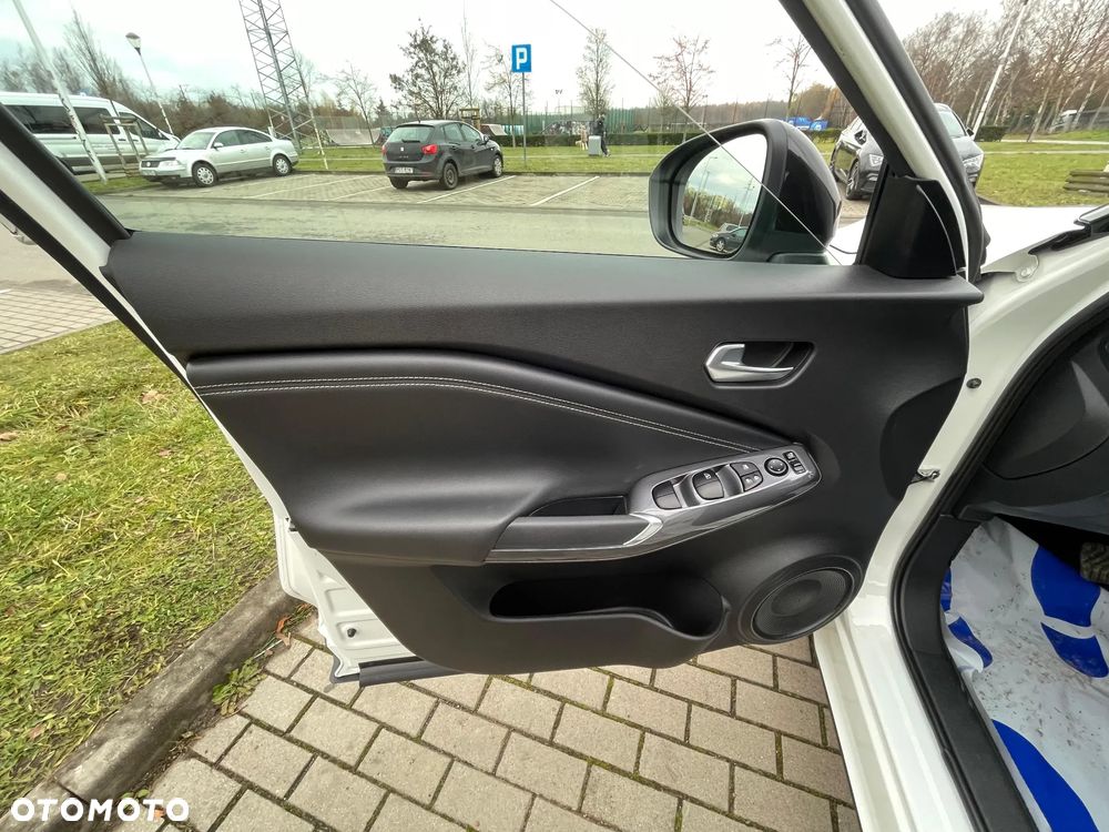 Nissan Juke 1.6 4AMT N-Design - 21