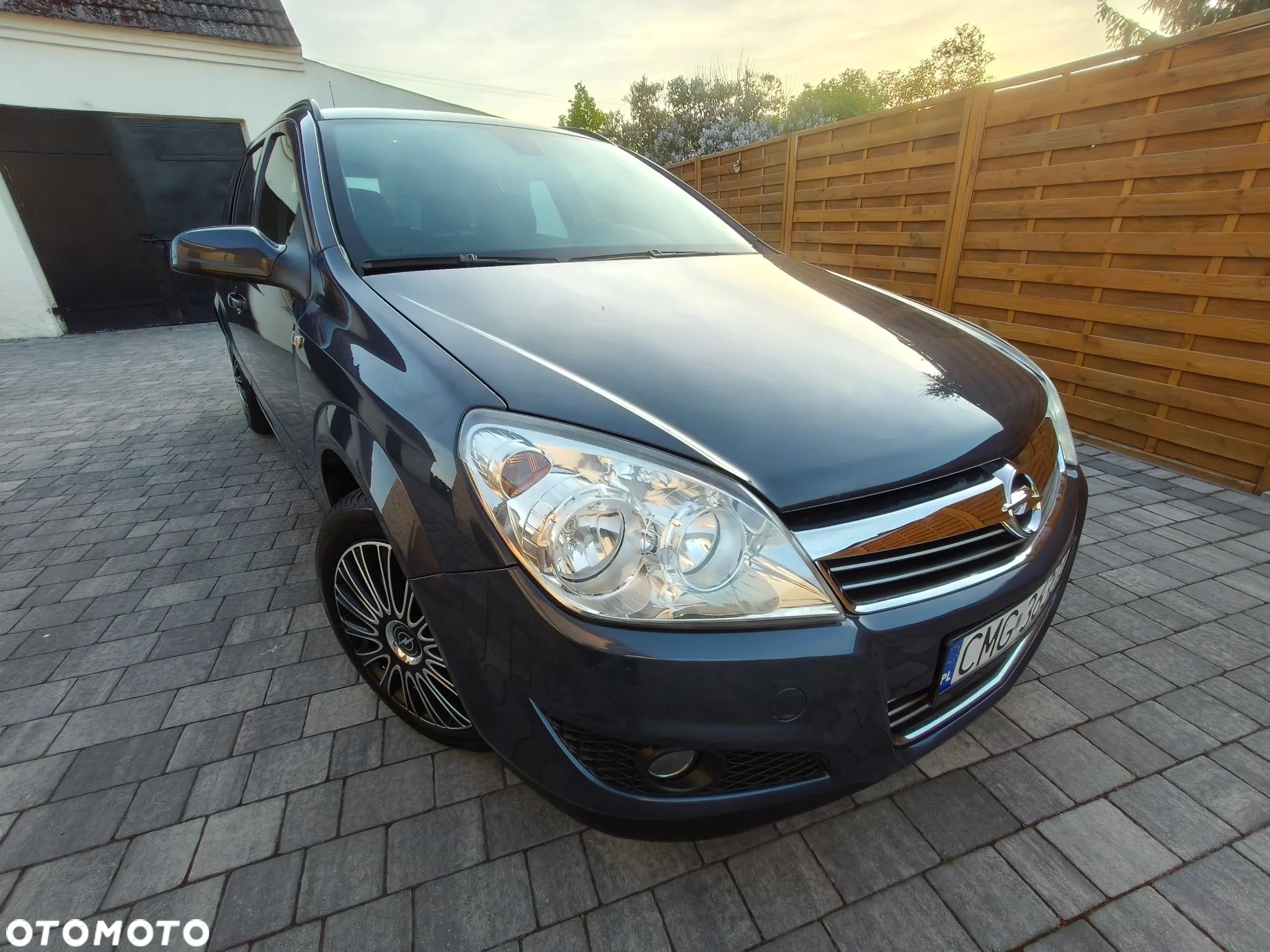 Opel Astra 1.6 Active - 1