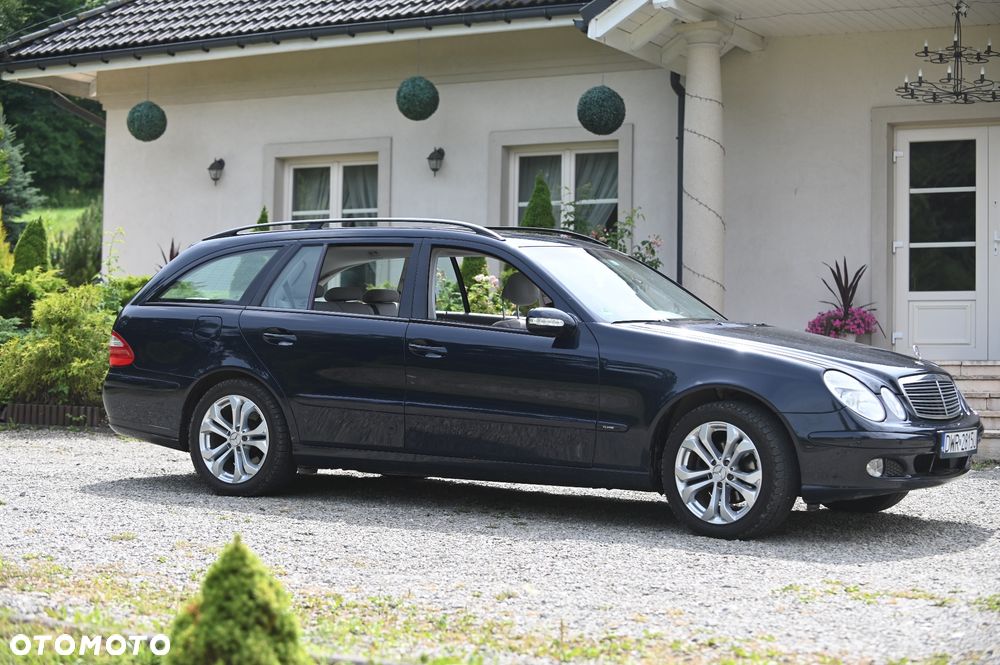 Mercedes-Benz Klasa E 240 T Classic - 2