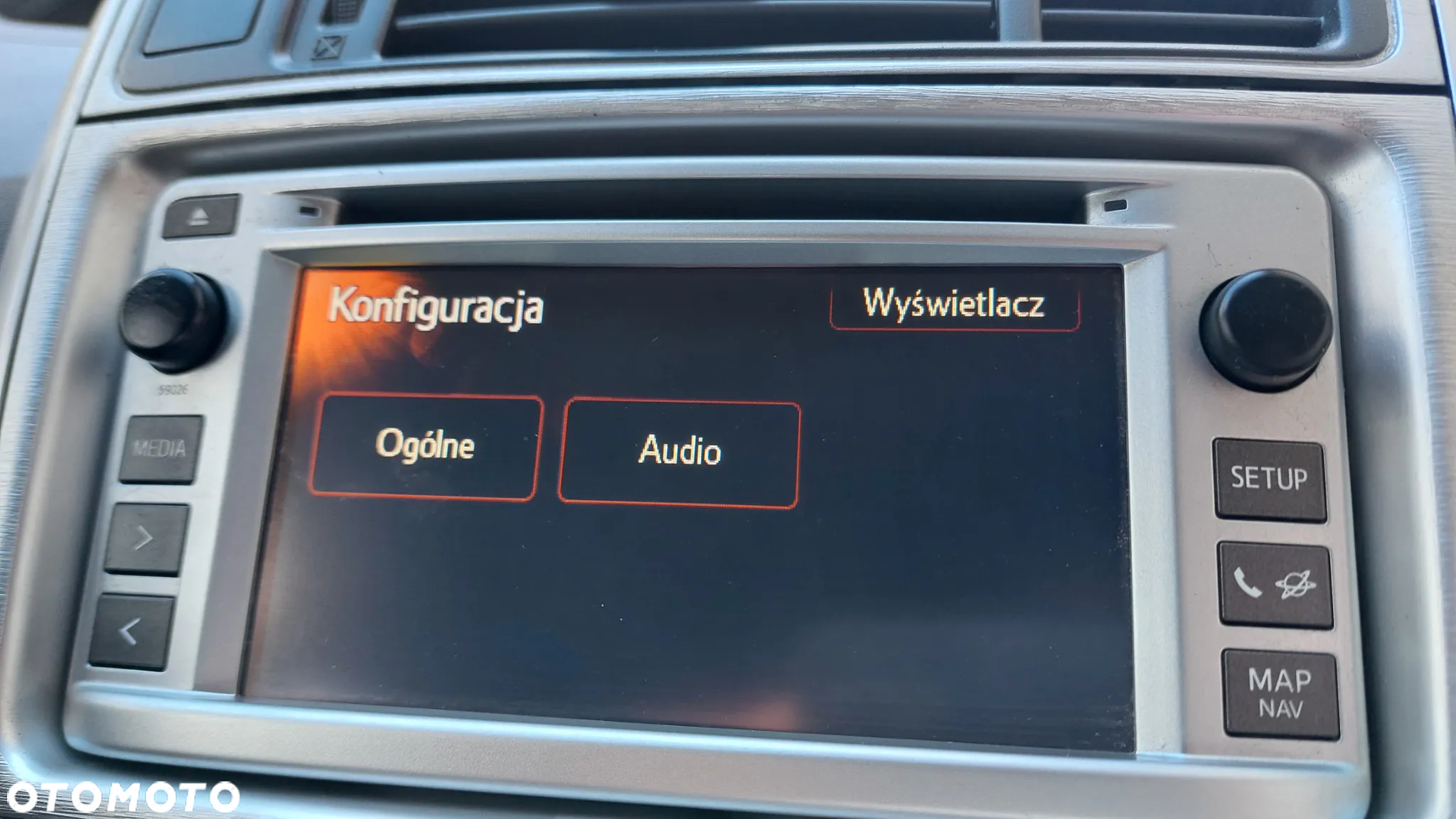 Toyota Verso 1.8 Sol plus NAVI - 17