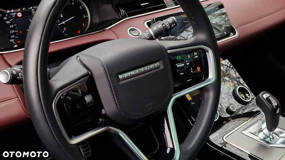 Land Rover Range Rover Evoque - 29