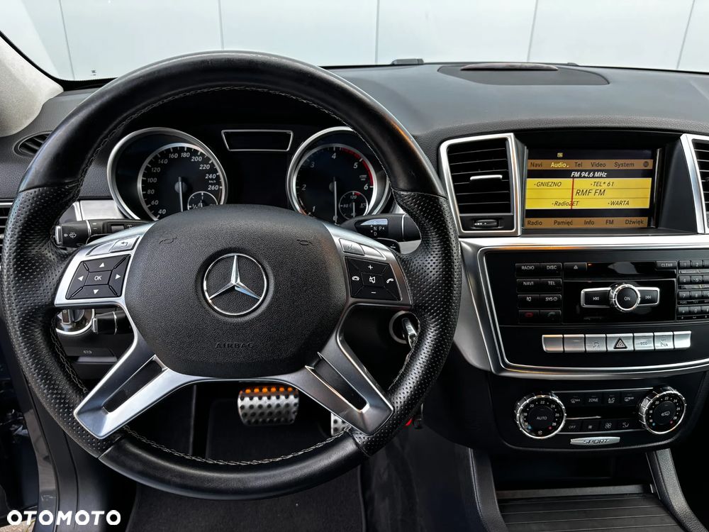 Mercedes-Benz ML 250 BlueTEC 4MATIC 7G-TRONIC - 22