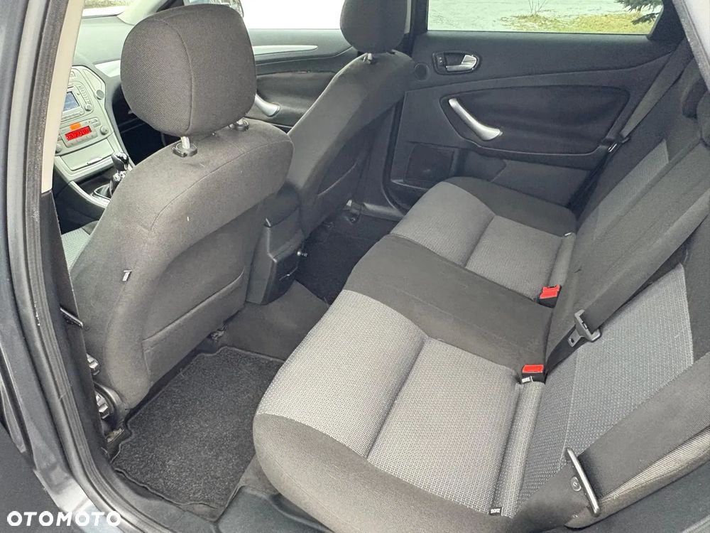 Ford Mondeo 2.0 TDCi Titanium S - 15