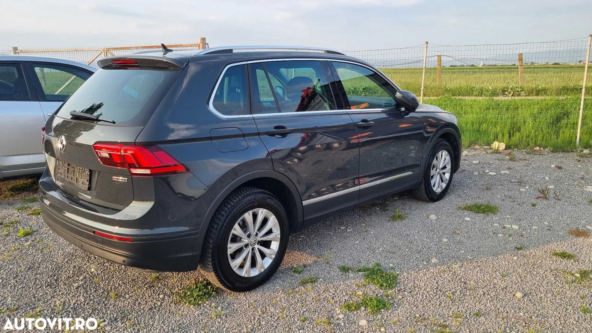 Volkswagen Tiguan 2.0 TDI SCR 4MOTION (BlueMotion Tech) Comfortline - 36