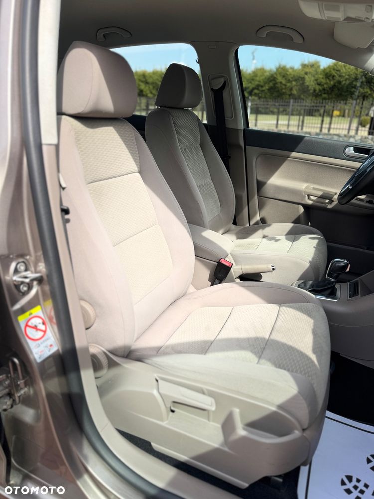 Volkswagen Golf Plus - 19