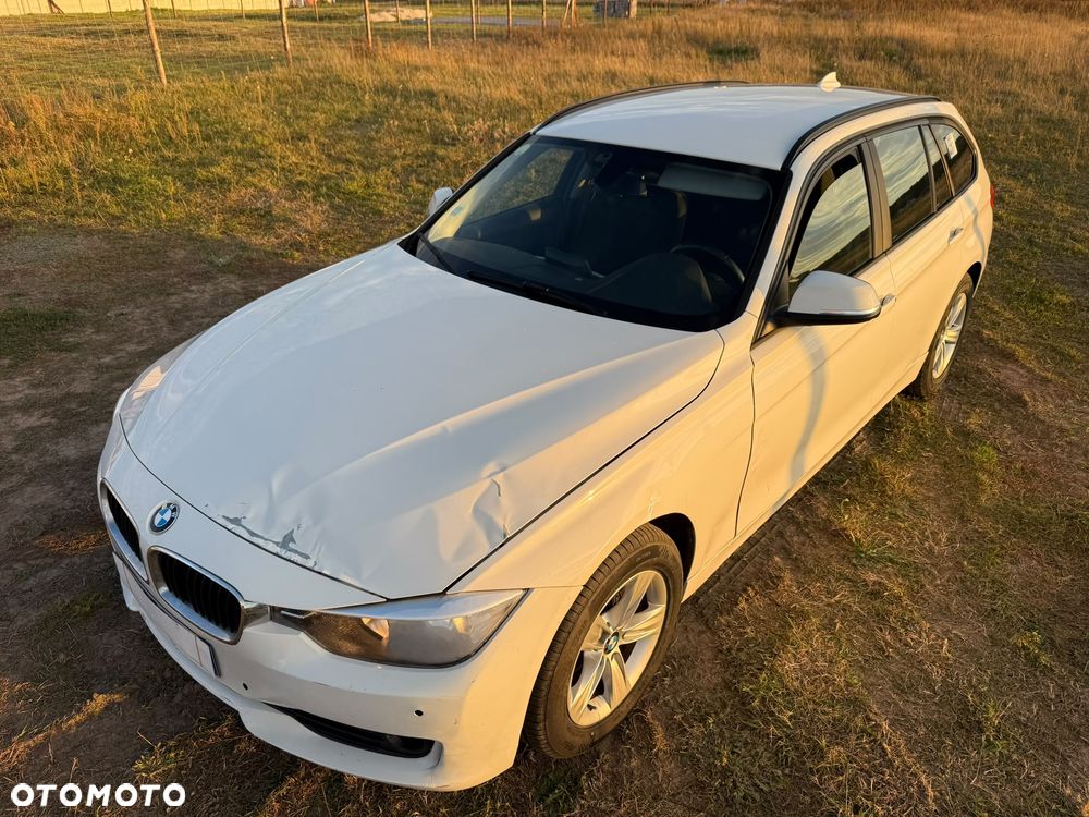 BMW Seria 3 318d Edition M Sport Shadow - 28