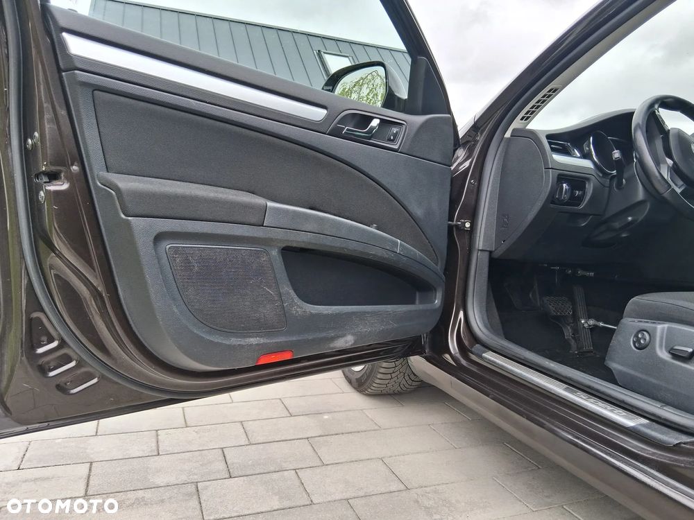 Skoda Superb 2.0 TDI DSG Elegance - 13