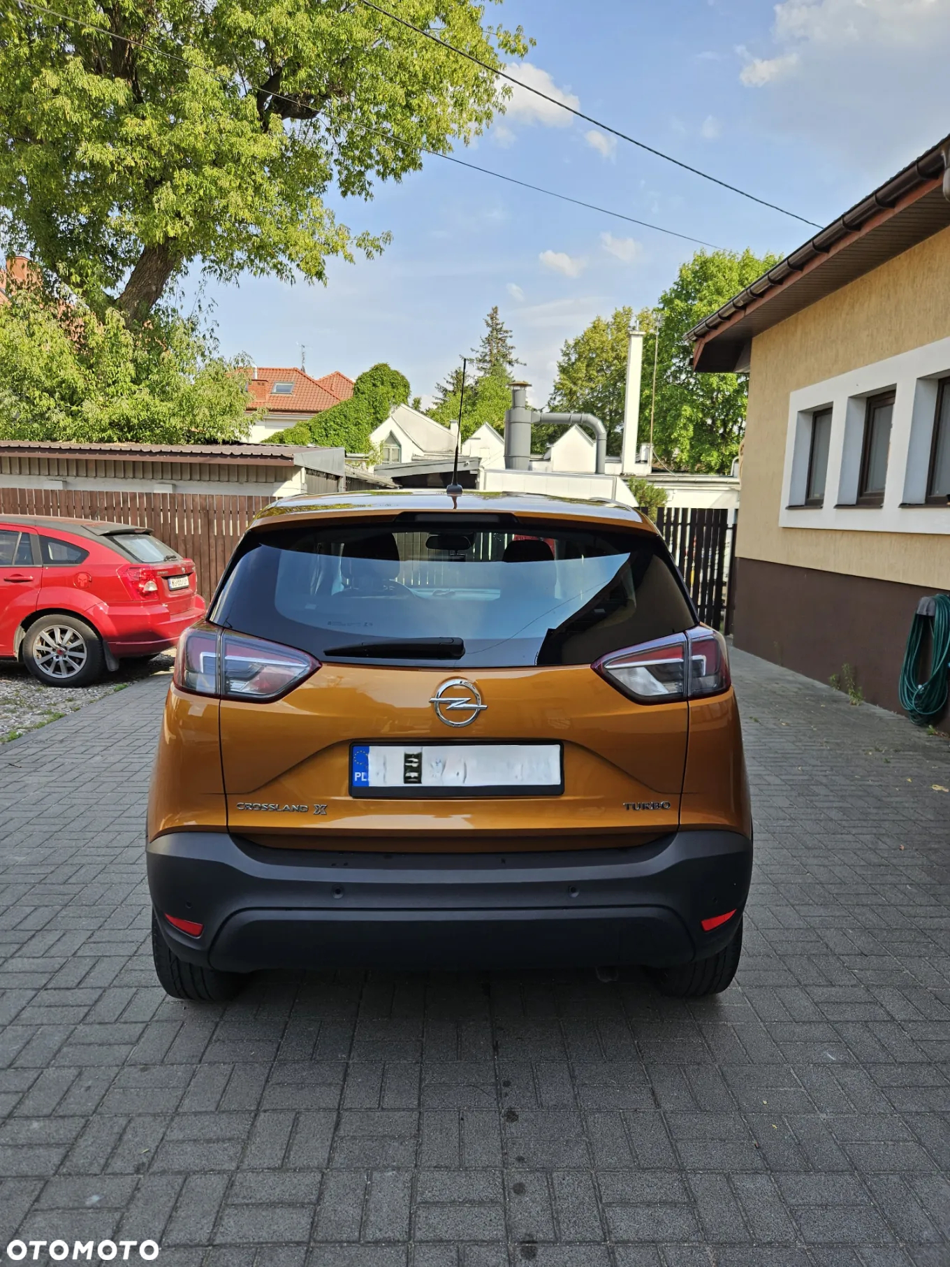 Opel Crossland X 1.2 T Enjoy S&S - 4