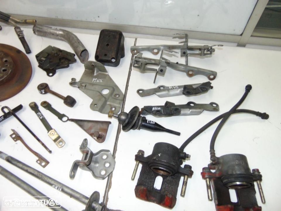 Mazda MX5 NA 1º modelo várias pequenas peças - 4