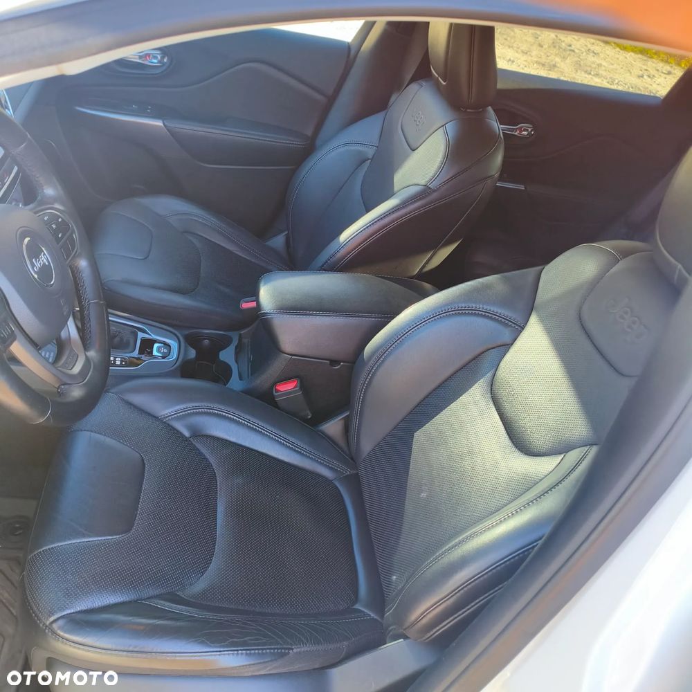 Jeep Cherokee 2.0 GME Active Drive I Limited - 11