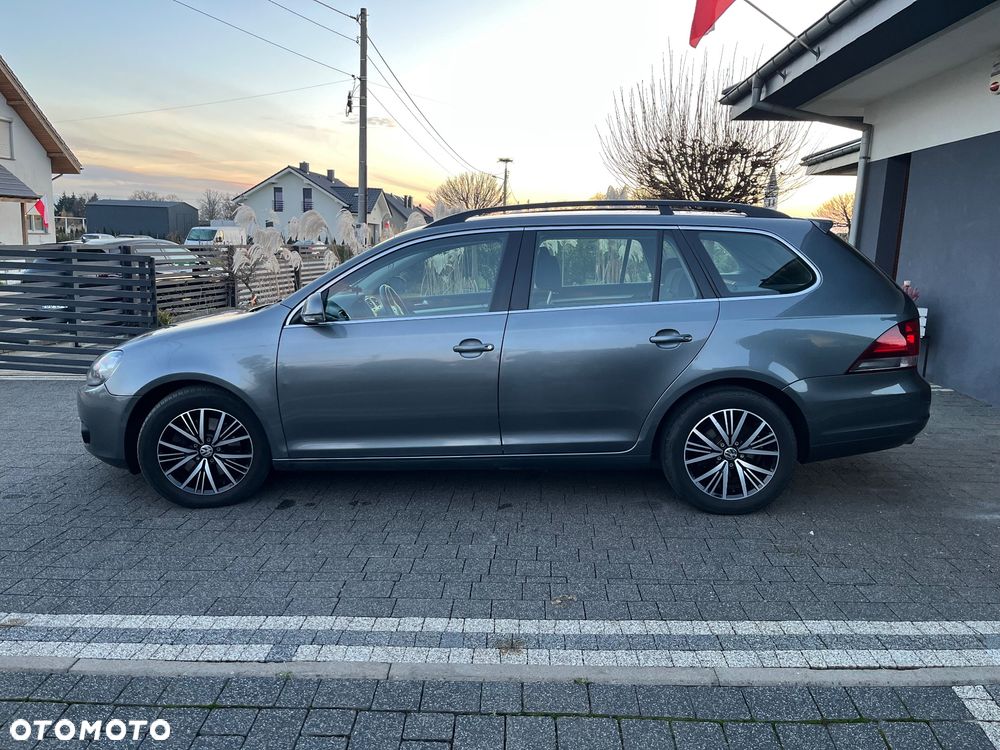 Volkswagen Golf 1.6 TDI Highline - 4