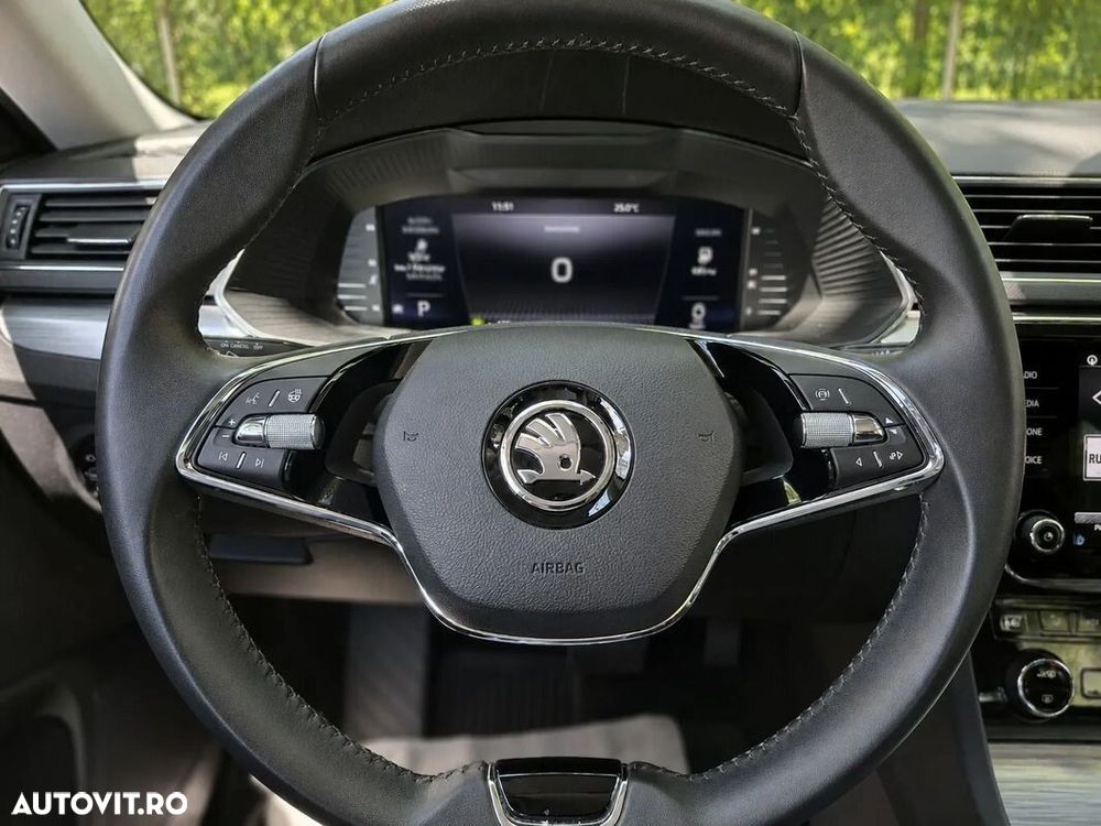 Skoda Superb 2.0 TDI DSG Ambition - 7